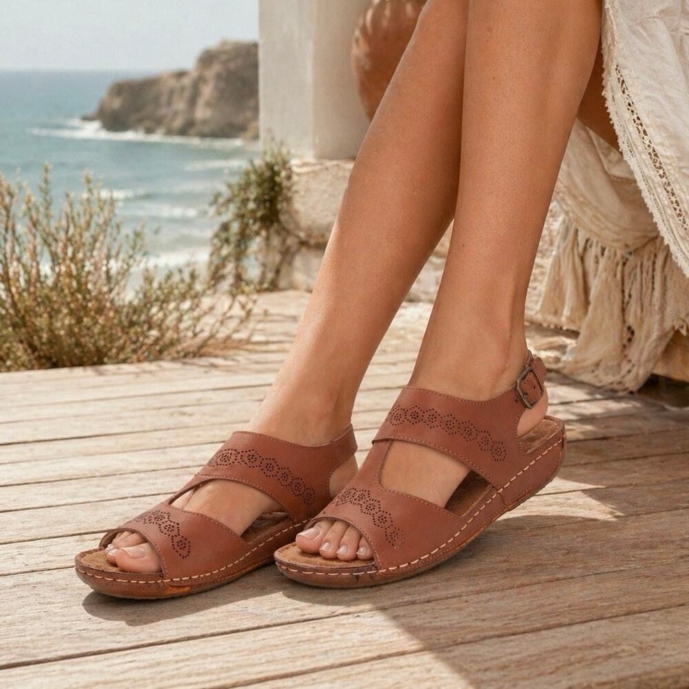 Easy Street Sloane Tan Leather Comfort Sandals Women's 5.5M NIB